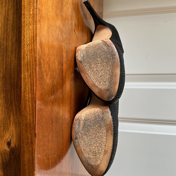 Excellent condition Jessica Simpson animal print embossed pumps - Picture 4 of 4